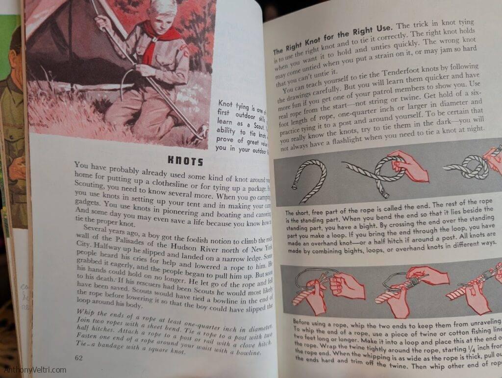 A vintage book shows instructions for tying knots. On the left, a page with text and a small illustration of a child camping. On the right, diagrams with red lines show hands tying various knots, with accompanying instructional text.